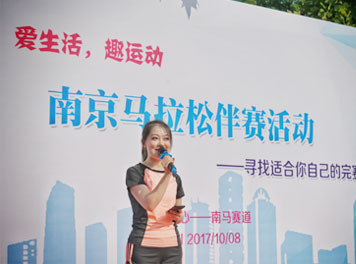 �Ͼ������ɰ����