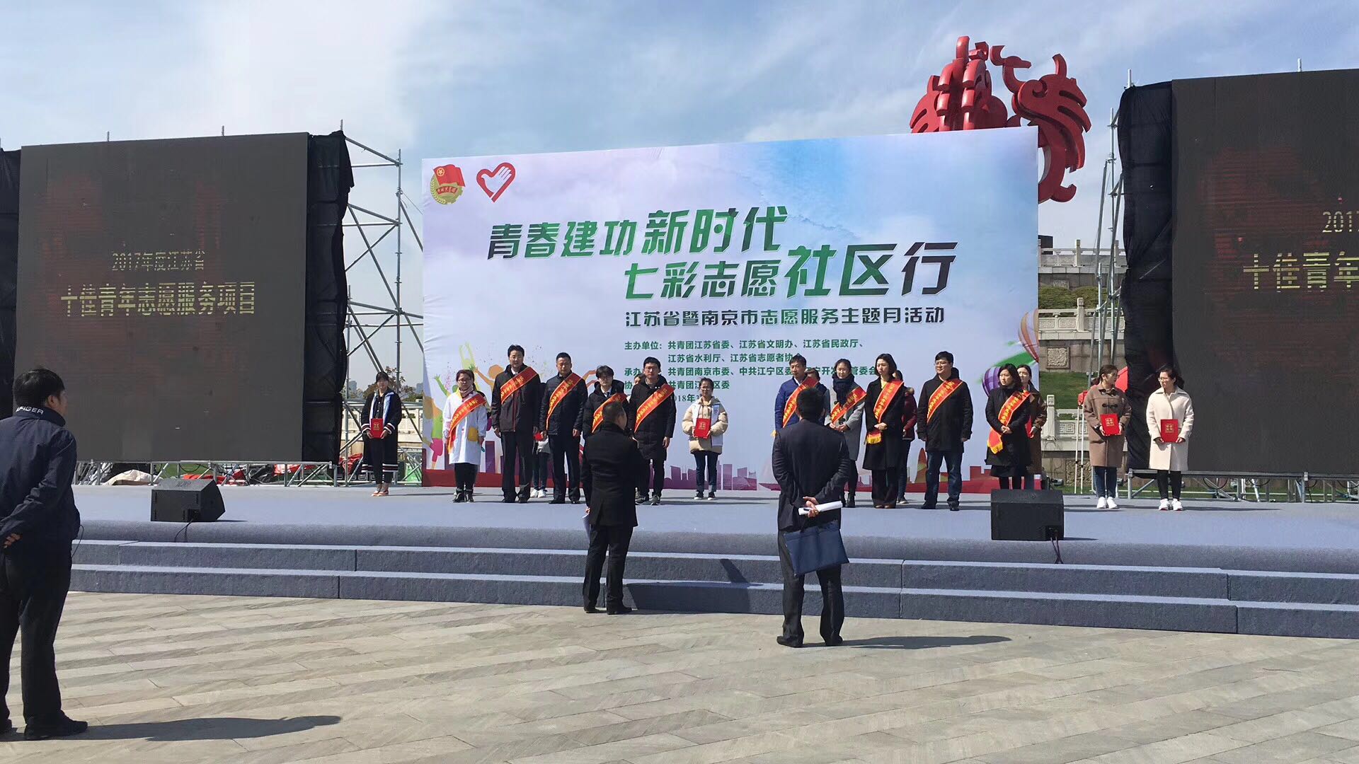 �ഺ������ʱ���߲�־Ը������